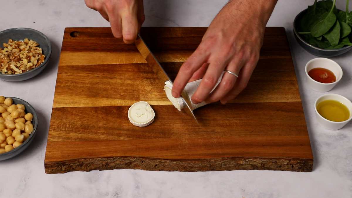 paso a paso Ensalada De Pasta Vegetariana cortar