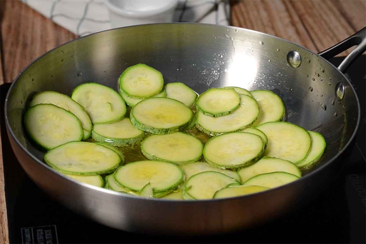 paso a paso ñoquis con salmón calabacín