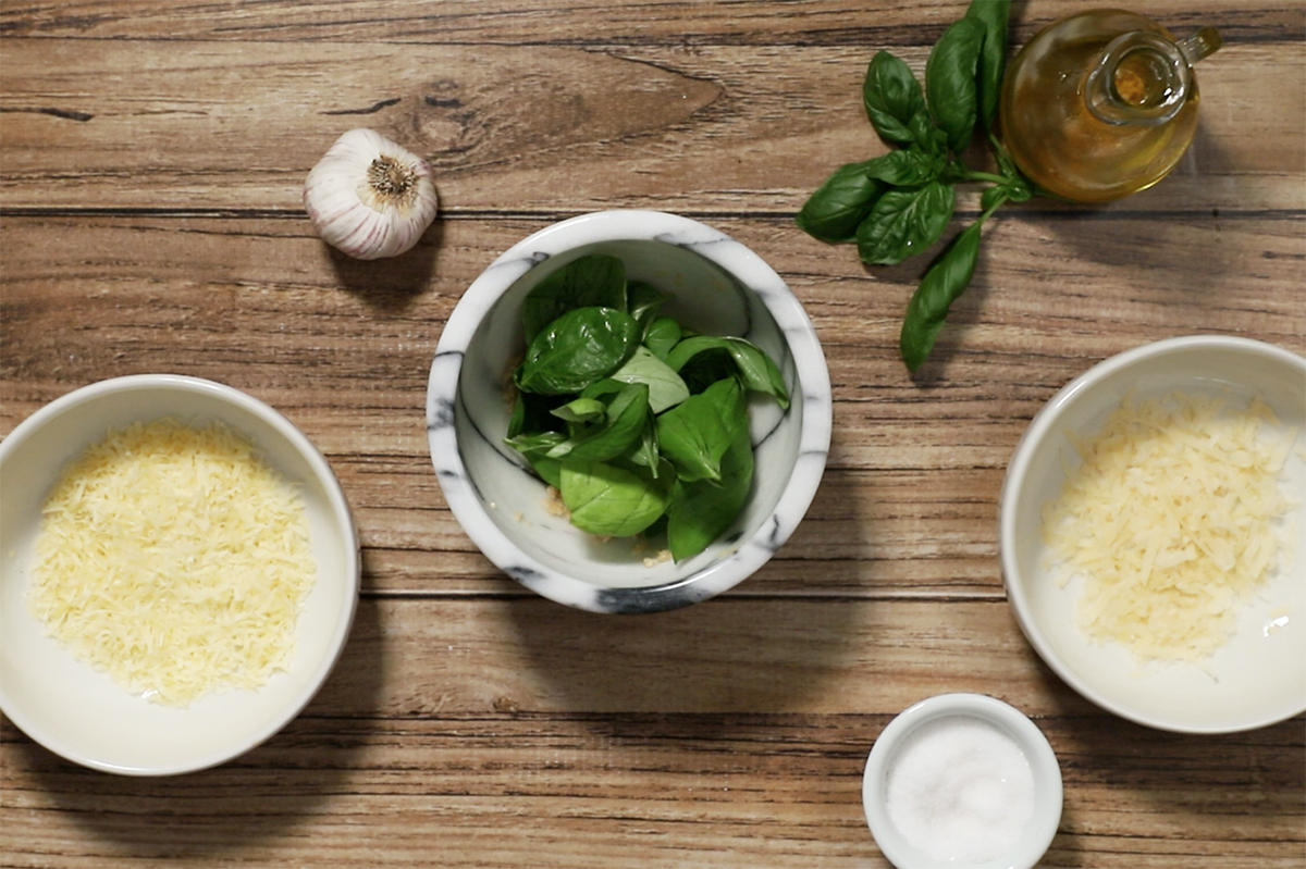 pasta con albahaca