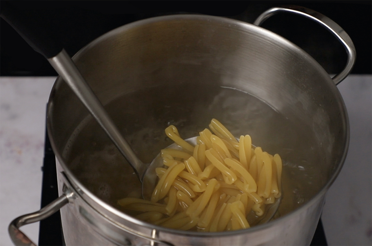 pasta con albahaca