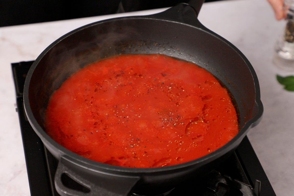 paso a paso pasta gratinada al horno: salsa de tomate