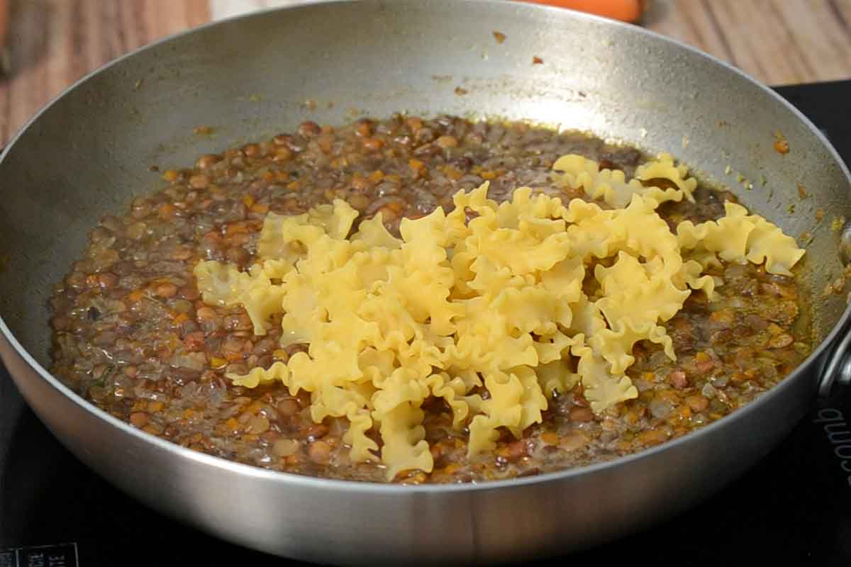 paso a paso mafalda con lentejas incorporar pasta