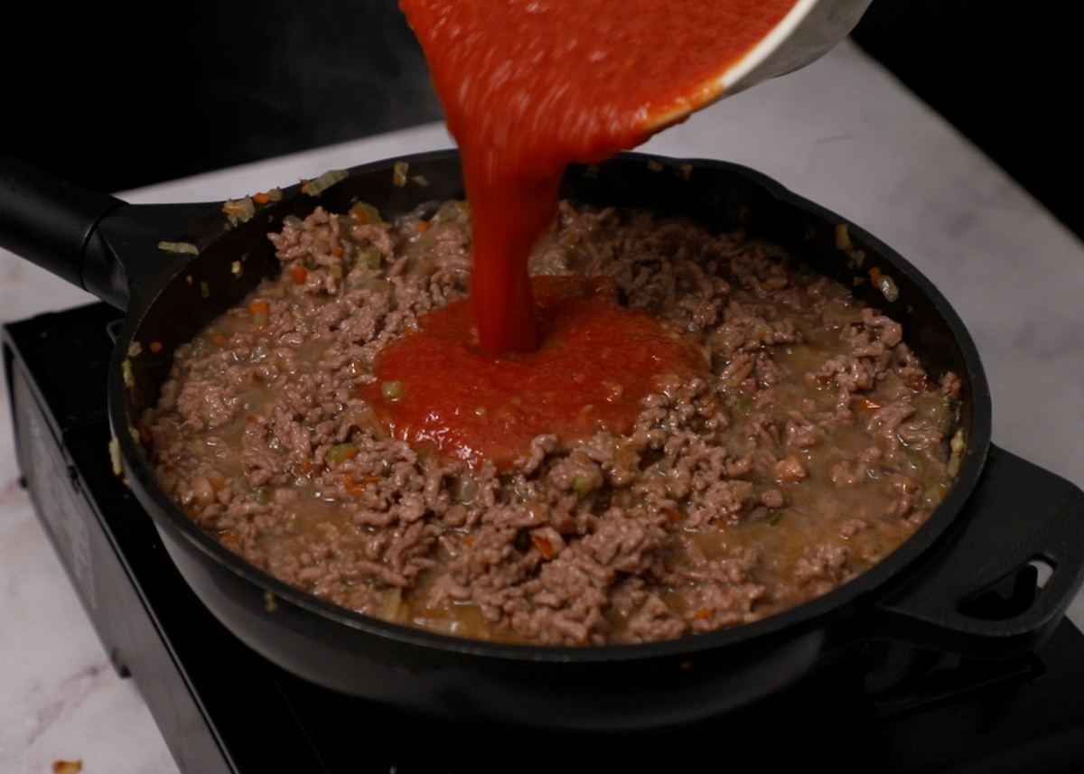 Paso a paso tagliatelle al ragù echar tomate