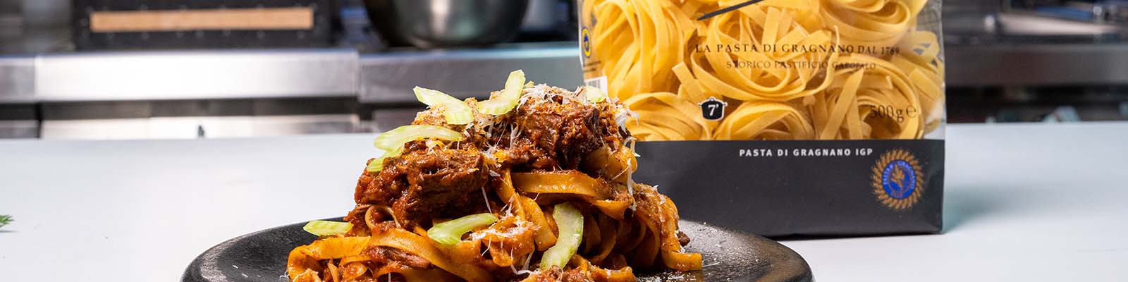 Pasta Garofalo - Tagliatelle con sugo alla vaccinara: Un viaje por la gastronomía italiana con un toque español