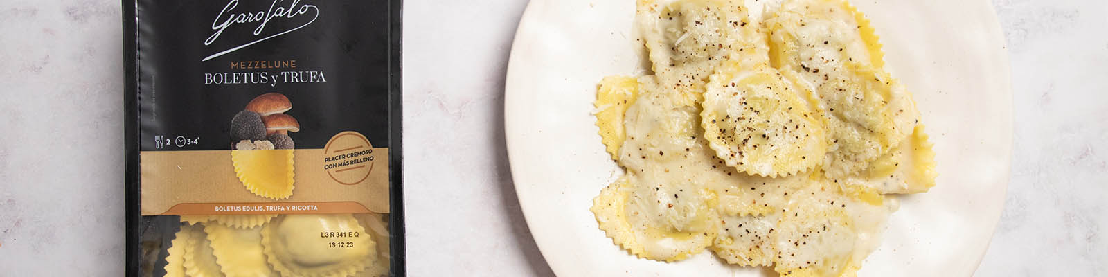 Pasta Garofalo - Raviolis con salsa de queso