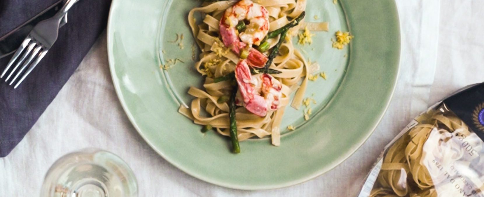 Pasta Garofalo - Tagliatelle med sparris och röda räkor