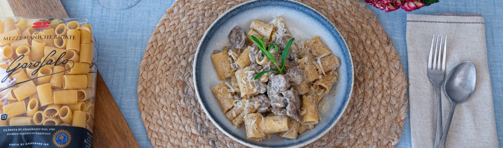 Pasta Garofalo - Mezze Maniche al Filetto di Manzo e Tartufo